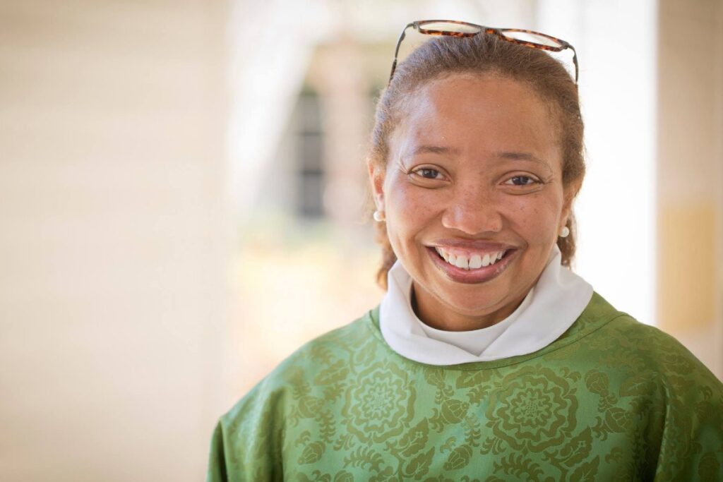 A picture of Rev. Dr Dorothy Sanders Wells