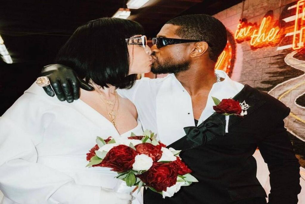 A picture of Usher and his wife