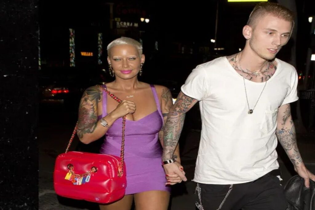 A Picture of Amber Rose and Machine Gun Kelly