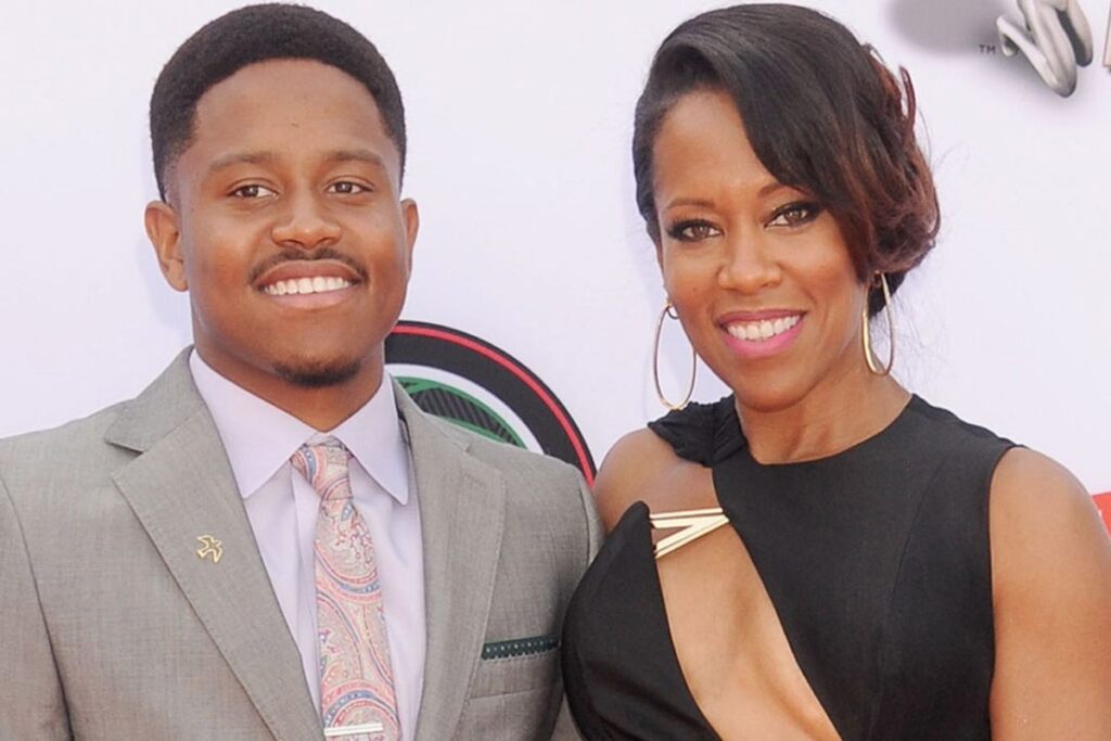 A Picture of Regina King and Ian Alexander Jr.