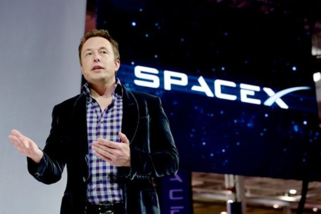 A Picture of Elon Musk Talking About SpaceX