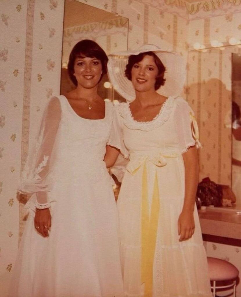 An old picture of Karen Houghton and Kris Jenner