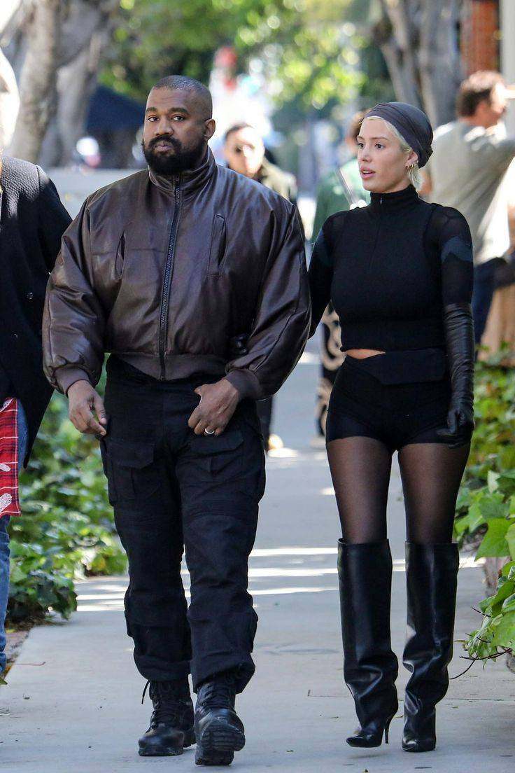 A picture of Kanye West and Bianca Censori