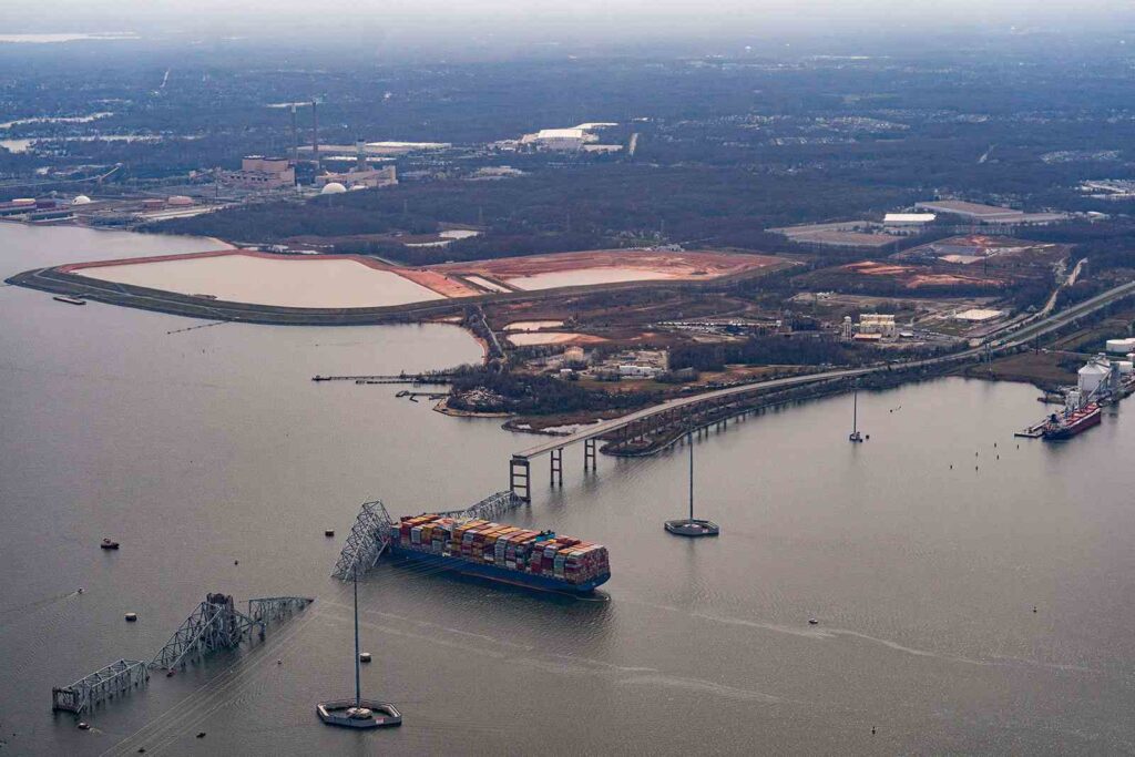 A Picture of Baltimore Key Bridge 