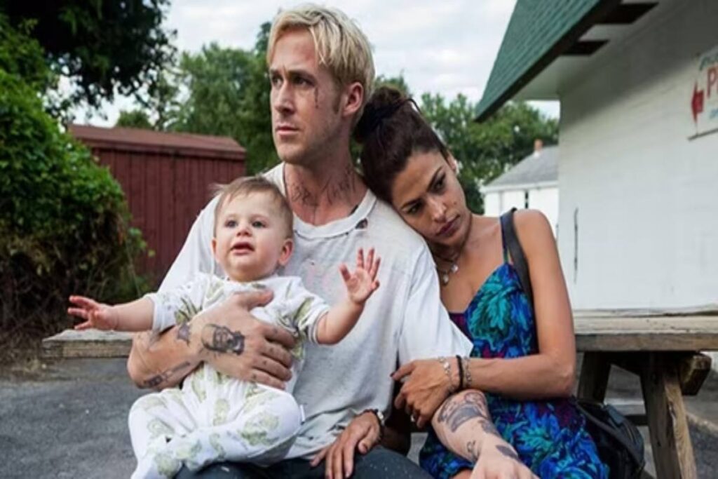 A Picture of Eva Mendes, Ryan Gosling, and Their Daughter