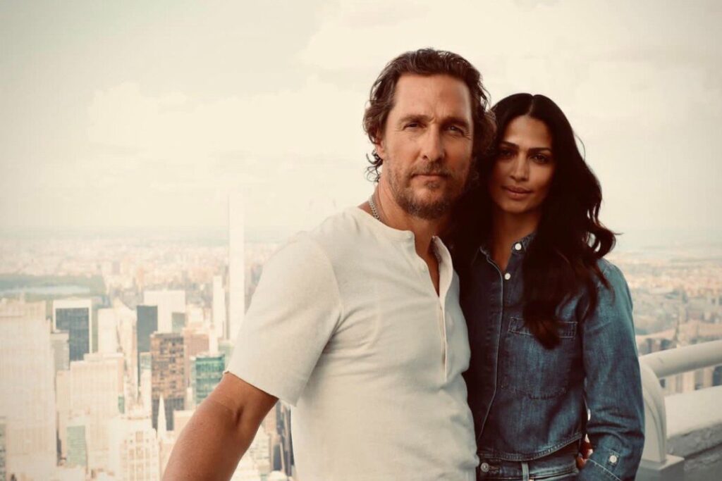 A picture of Matthew and Camila McConaughey