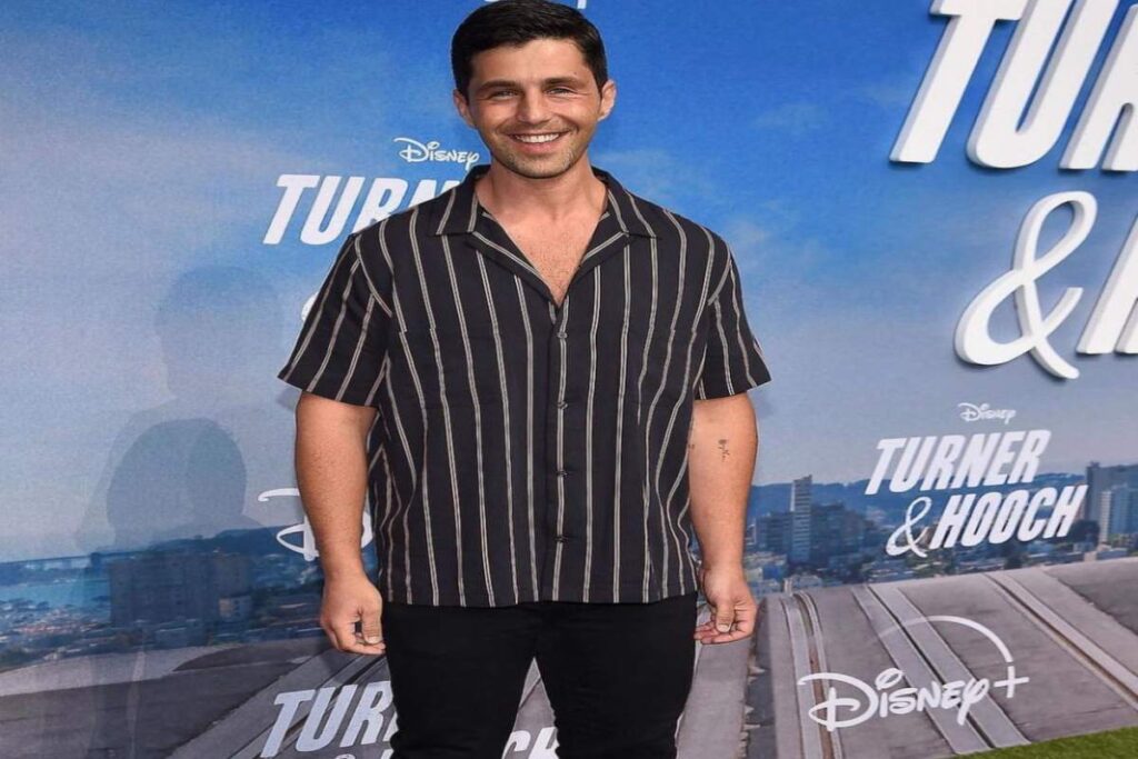 A picture of Josh Peck