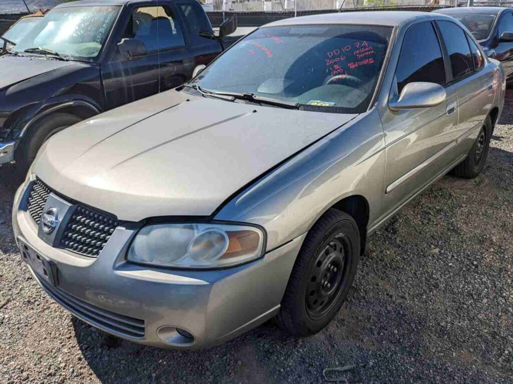 A Picture of 2006 Nissan Sentra