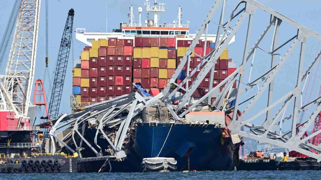 A Picture of 160,000-ton Vessel on the Baltimore Bridge