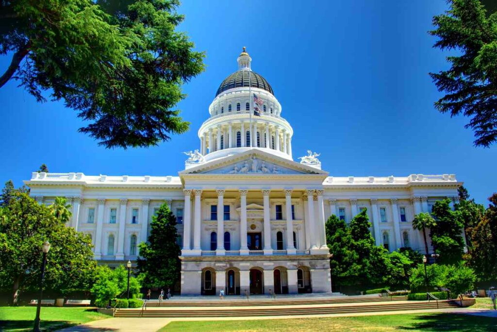 A Picture of the California State Capitol