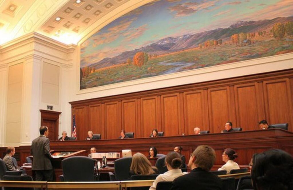 A Picture of a Court Room