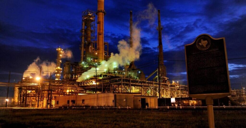 A Picture of a Gas Plant