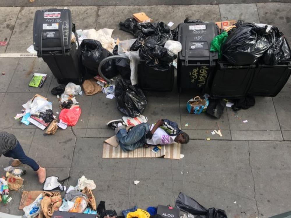 A Picture of a San Francisco Street