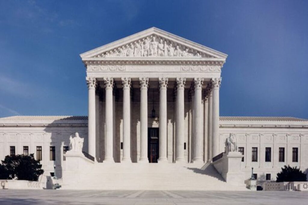 A Picture of the Supreme Court