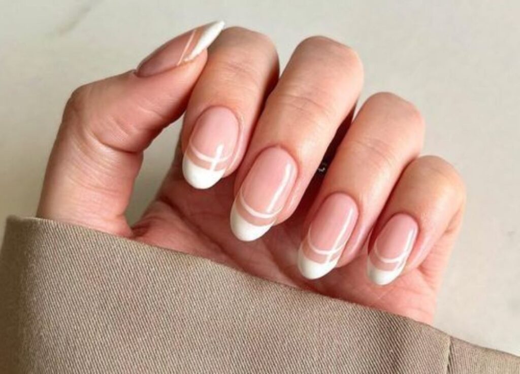 A picture showing Double French Crisp Short Nails