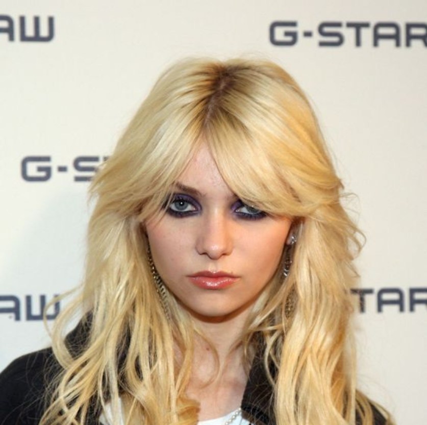 A picture of Momsen