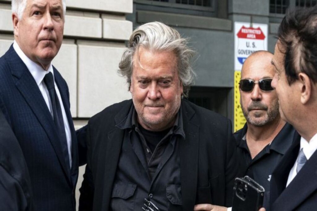 A picture of Bannon on his way to court