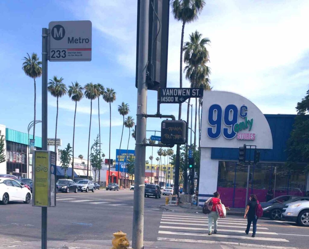 A Picture of a 99 Cents Only Store