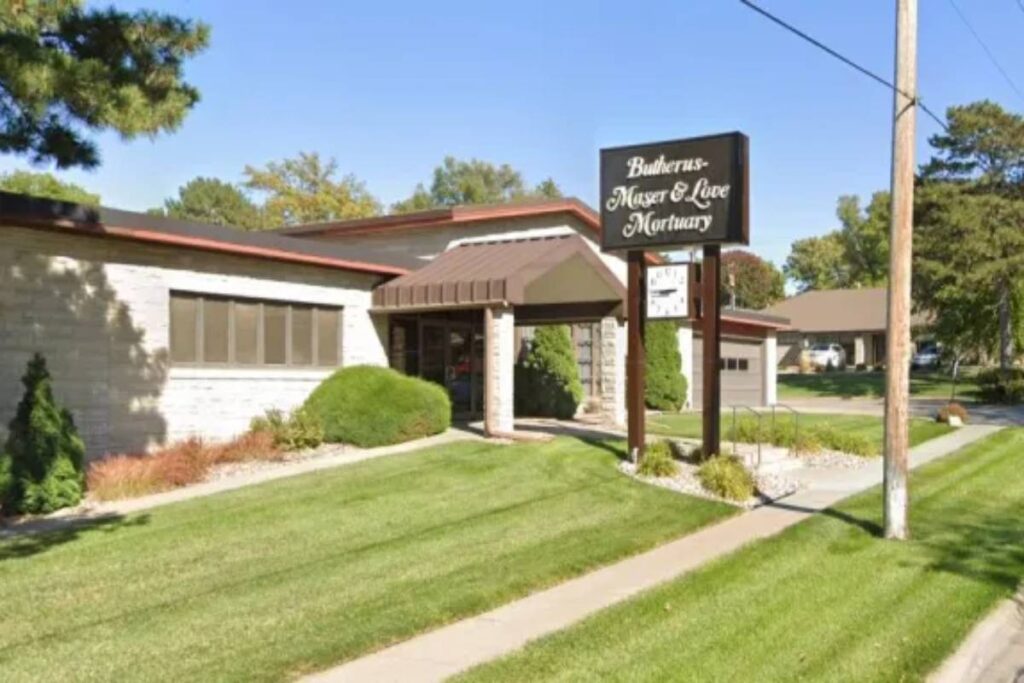 A Picture of a Funeral Home in Nebraska