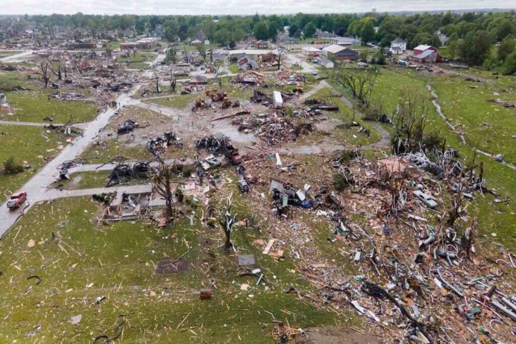 A Picture of Tornado Wreckage