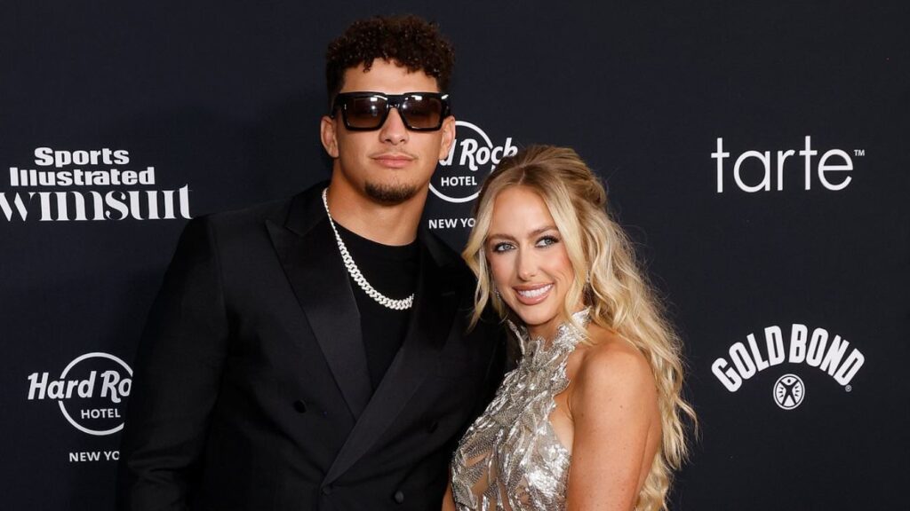 A Picture of Patrick and Brittany Mahomes