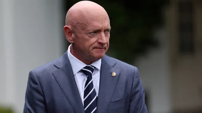 A Picture of Mark Kelly, a Potential Kamala Harris' Vice President