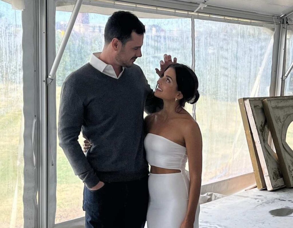 Ben Higgins and Jessica Clarke posing for a shot