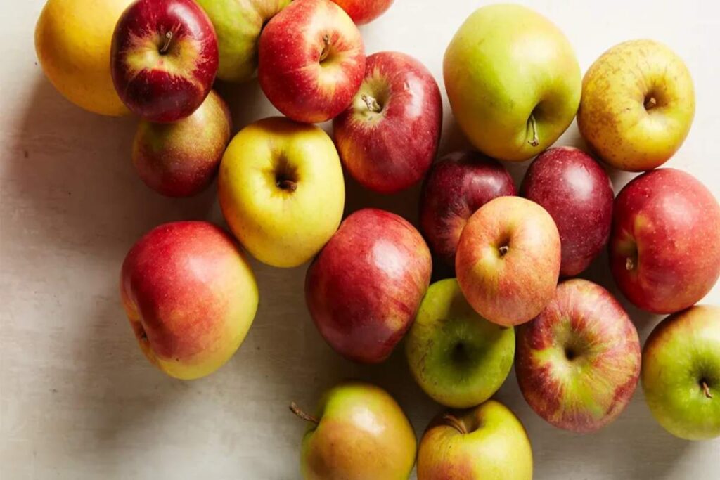 A Picture of Apples