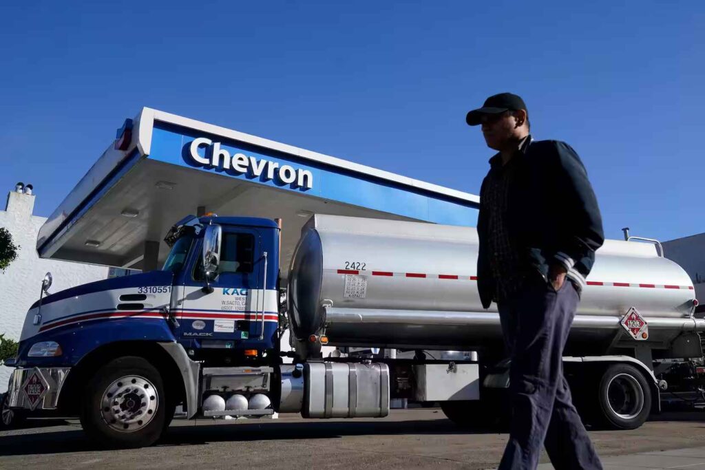 A Picture of a Chevron Gas Station