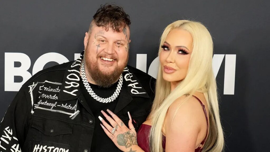 A Picture of Jelly Roll and his wife