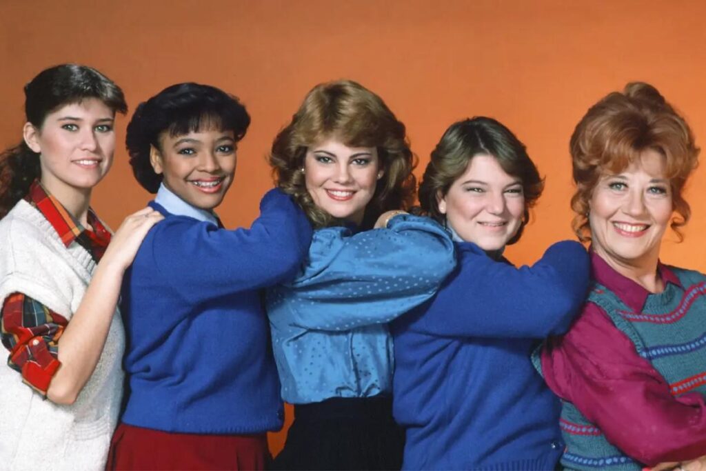 A Picture of Mindy Cohn and "Facts of Life" Co-stars