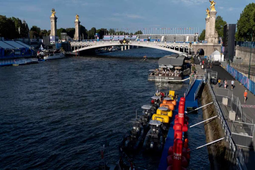 A Picture of the River Seine