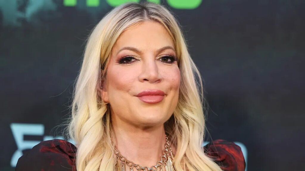 A Picture of Tori Spelling 