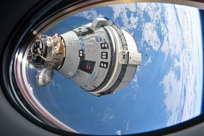 A shot of the The Boeing Starliner