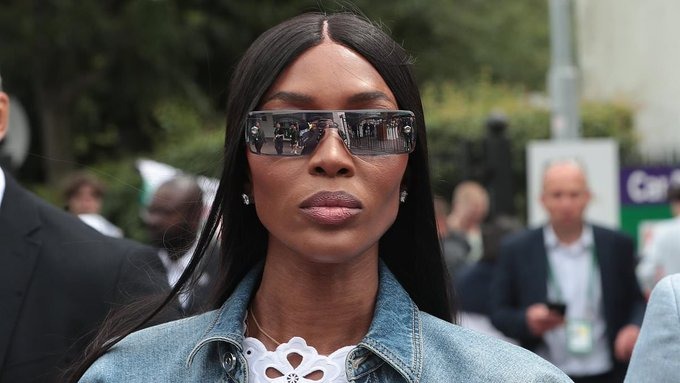 Naomi Campbell sporting chic shades