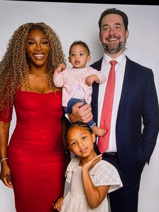 Serena Williams' with her family