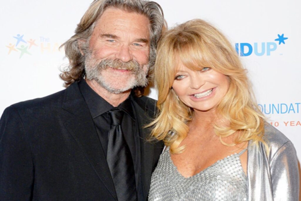 A Picture of Goldie Hawn and Kurt Russell