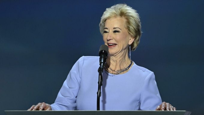 Linda McMahon Trump's cabinet pick for education secretary 