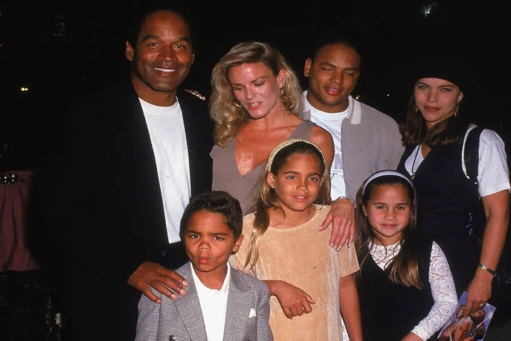 A Picture of OJ Simpson's kids