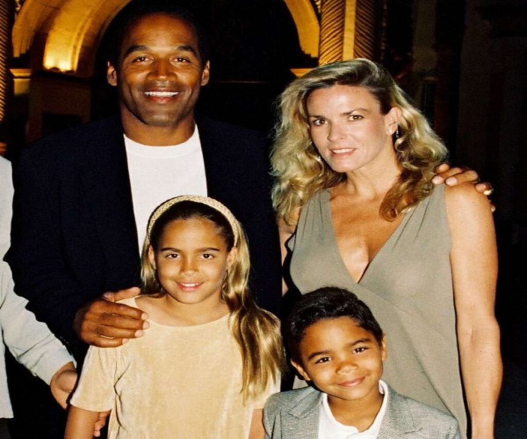 A Picture of OJ Simpson's kids